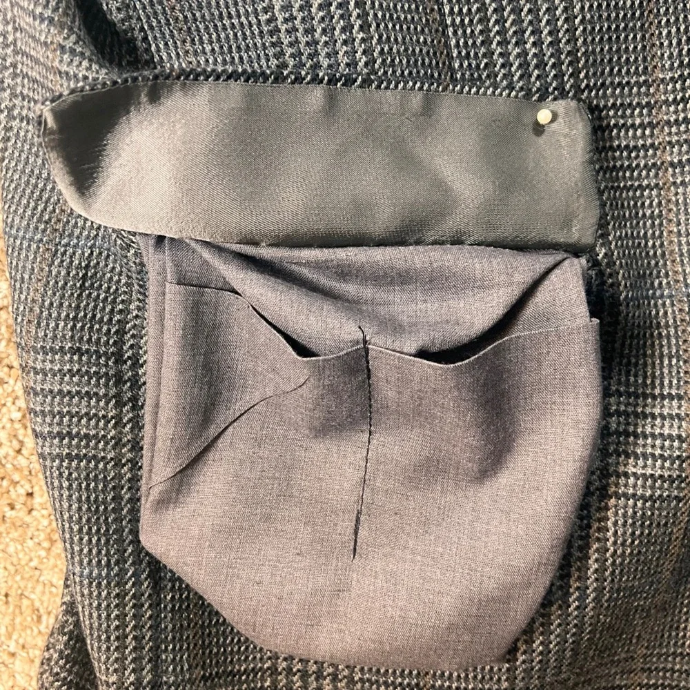 Vintage Hastings Pure Wool Sports Coat Plaid Charcoal Gray 2 Button 42L
